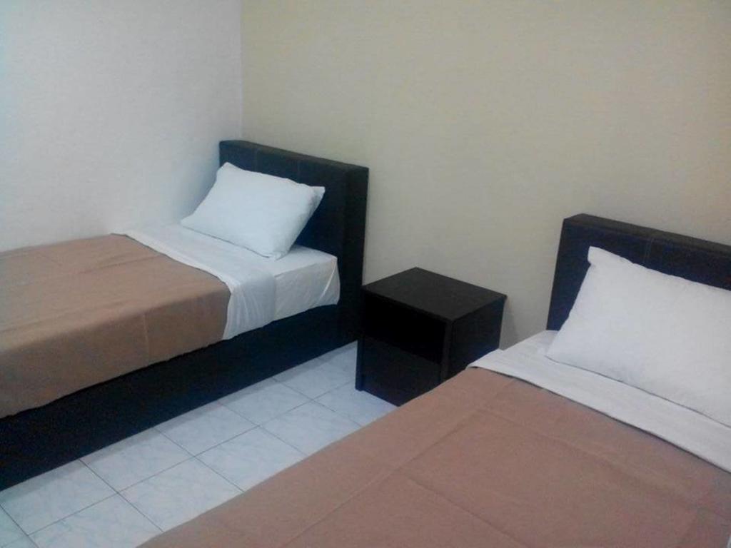 Rst Hotel Johor Bahru Zimmer foto